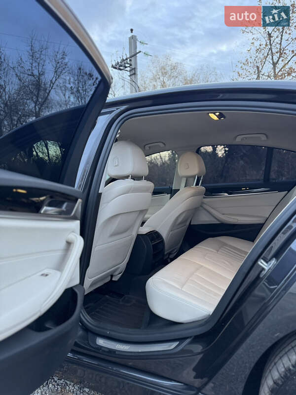 Седан BMW 5 Series 2017 в Виннице фото 15 Седан BMW 5 Series 2017 в Виннице