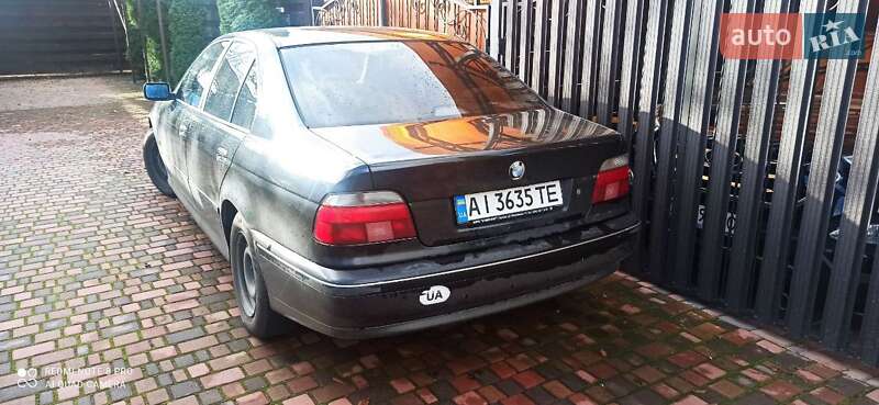 Седан BMW 5 Series 1999 в Киеве