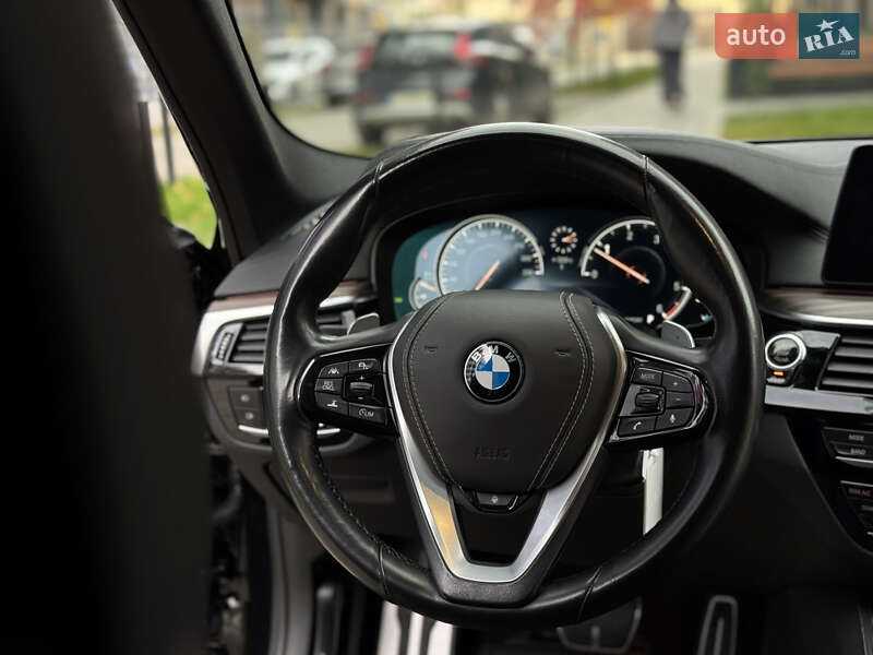 Седан BMW 5 Series 2017 в Івано-Франківську