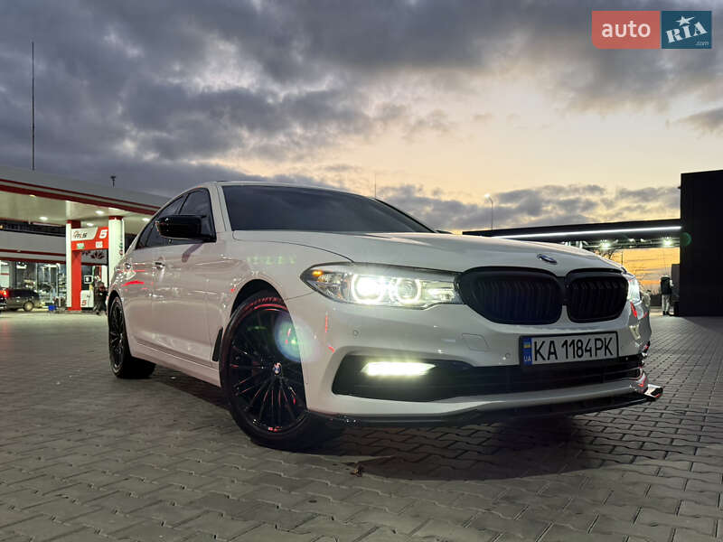 Седан BMW 5 Series 2017 в Кривом Роге фото 11 Седан BMW 5 Series 2017 в Кривом Роге
