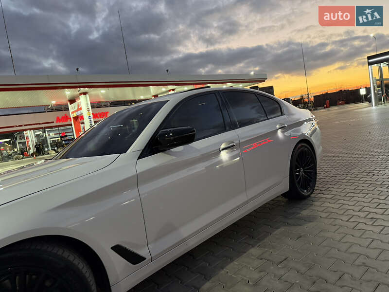 Седан BMW 5 Series 2017 в Кривом Роге фото 16 Седан BMW 5 Series 2017 в Кривом Роге