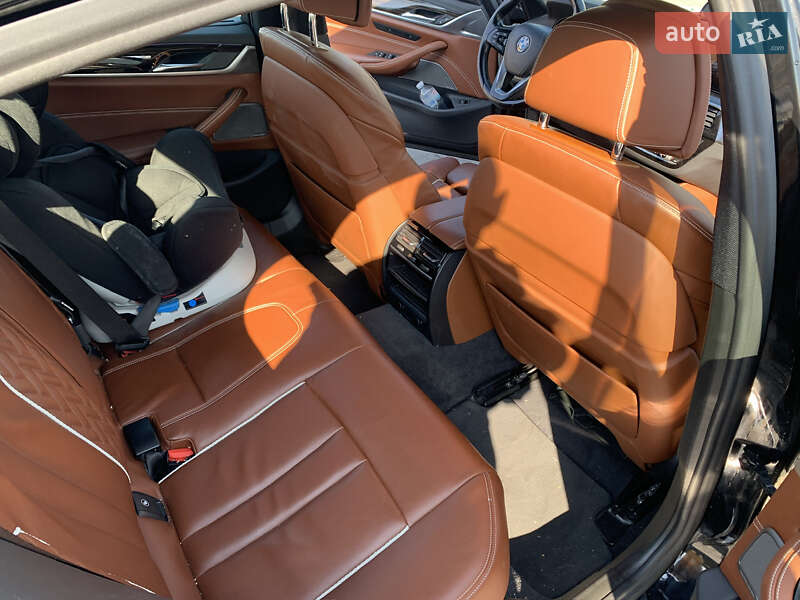 Седан BMW 5 Series 2017 в Киеве фото 20 Седан BMW 5 Series 2017 в Киеве