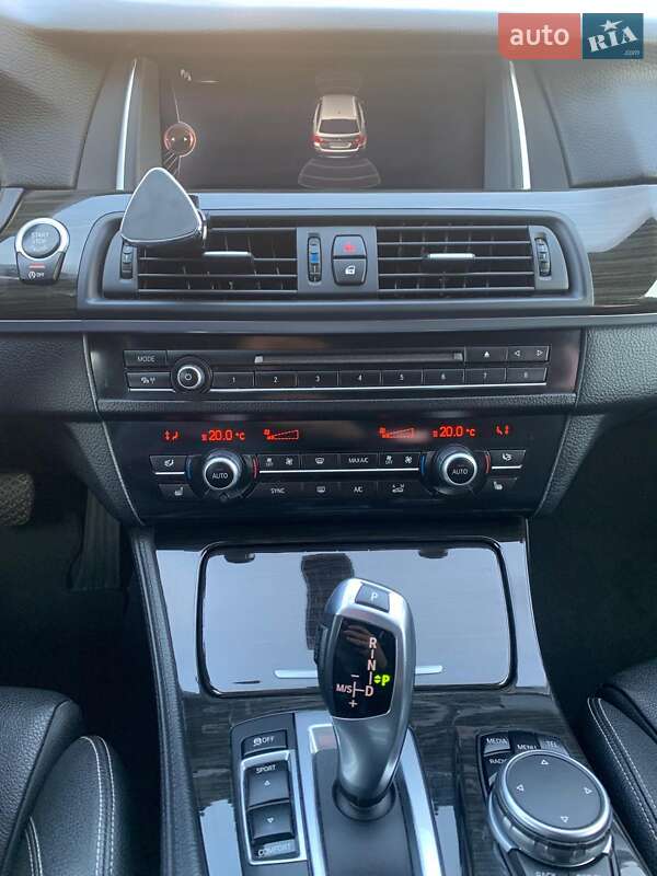 Универсал BMW 5 Series 2015 в Ровно