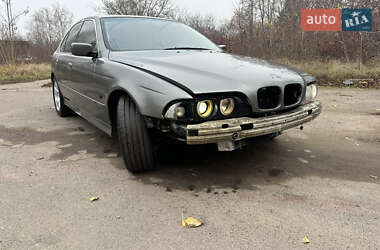Седан BMW 5 Series 2002 в Немирові