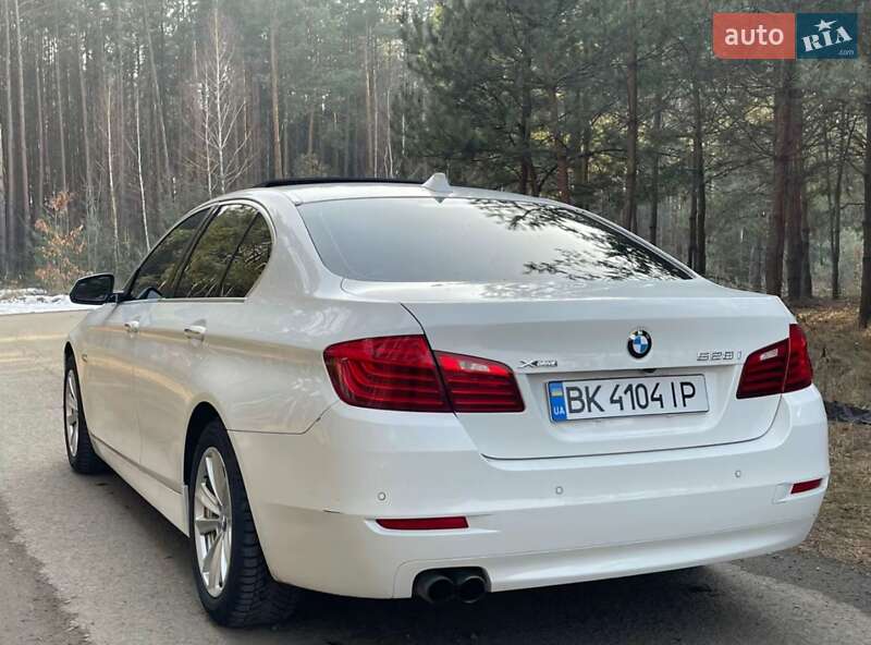 Седан BMW 5 Series 2013 в Киеве