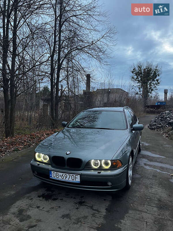 BMW 5 Series 2002 BMW 5 Series 2002