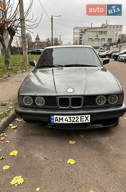 Седан BMW 5 Series 1989 в Житомирі