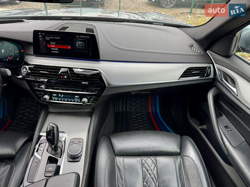 Седан BMW 5 Series 2018 в Киеве