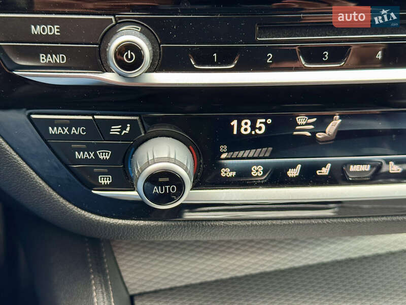 Седан BMW 5 Series 2018 в Киеве