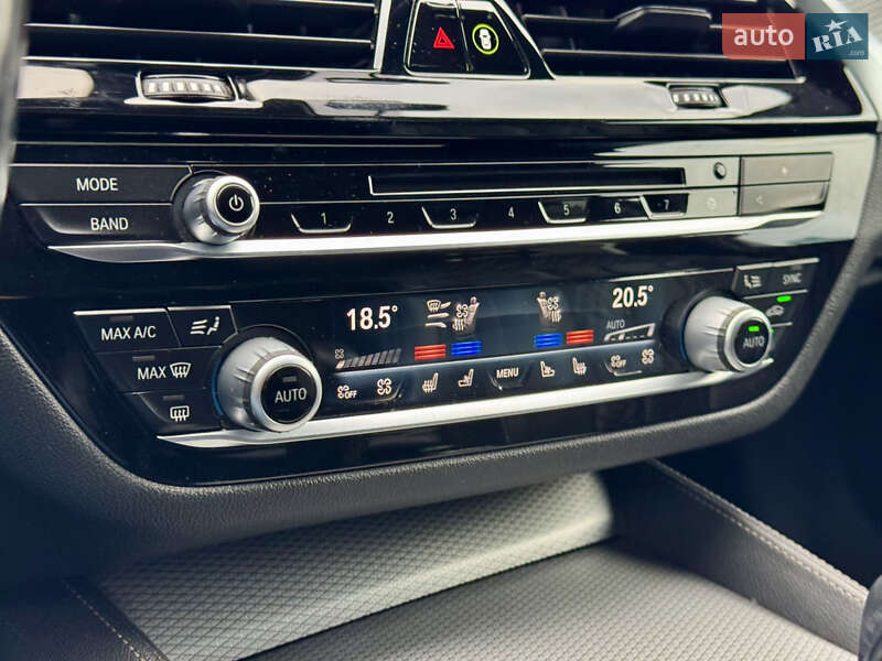 Седан BMW 5 Series 2018 в Киеве