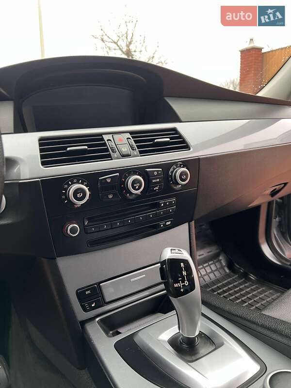 Седан BMW 5 Series 2008 в Чернівцях