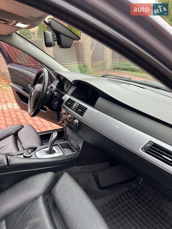 Седан BMW 5 Series 2008 в Чернівцях