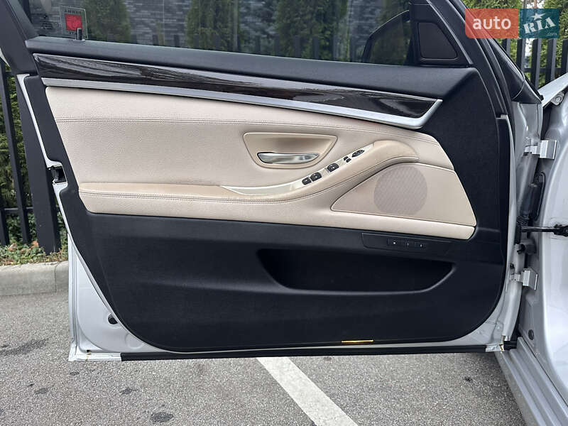 Седан BMW 5 Series 2012 в Киеве фото 27 Седан BMW 5 Series 2012 в Киеве