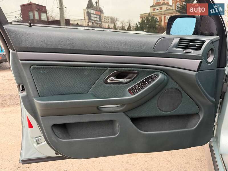 Седан BMW 5 Series 2001 в Харькове