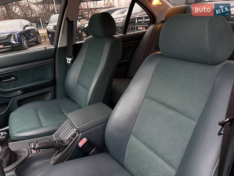 Седан BMW 5 Series 2001 в Харькове