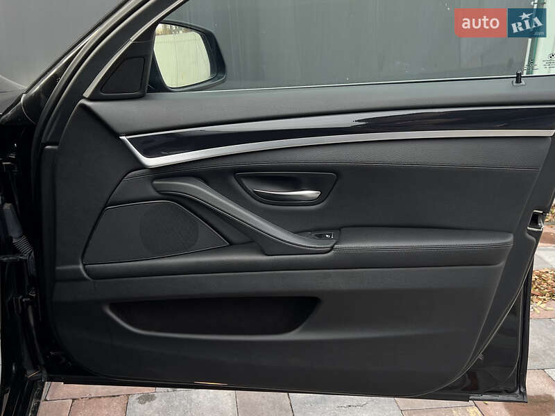 Седан BMW 5 Series 2016 в Киеве фото 19 Седан BMW 5 Series 2016 в Киеве
