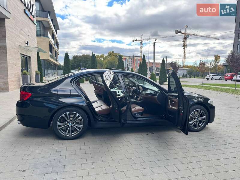Седан BMW 5 Series 2012 в Ужгороде фото 11 Седан BMW 5 Series 2012 в Ужгороде