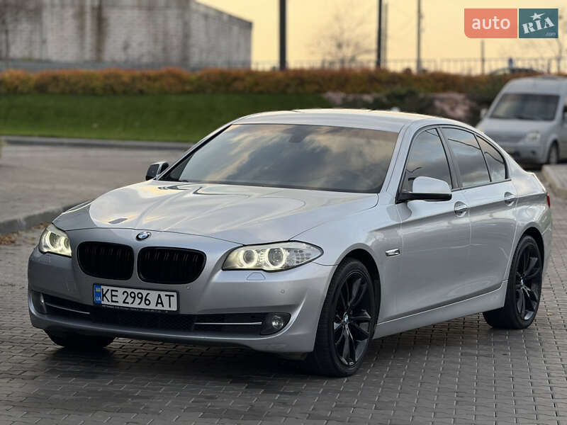Седан BMW 5 Series 2012 в Днепре