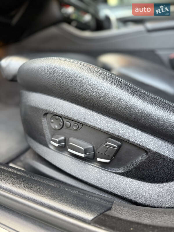 Седан BMW 5 Series 2012 в Днепре