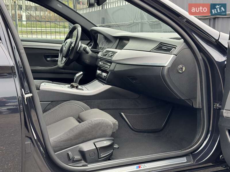 Седан BMW 5 Series 2012 в Киеве