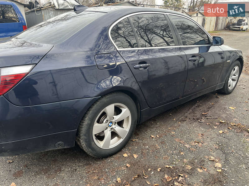 Седан BMW 5 Series 2003 в Києві