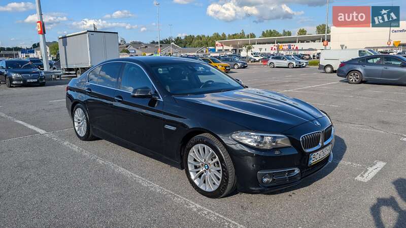 Седан BMW 5 Series 2013 в Львове