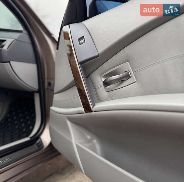 Седан BMW 5 Series 2006 в Полтаве