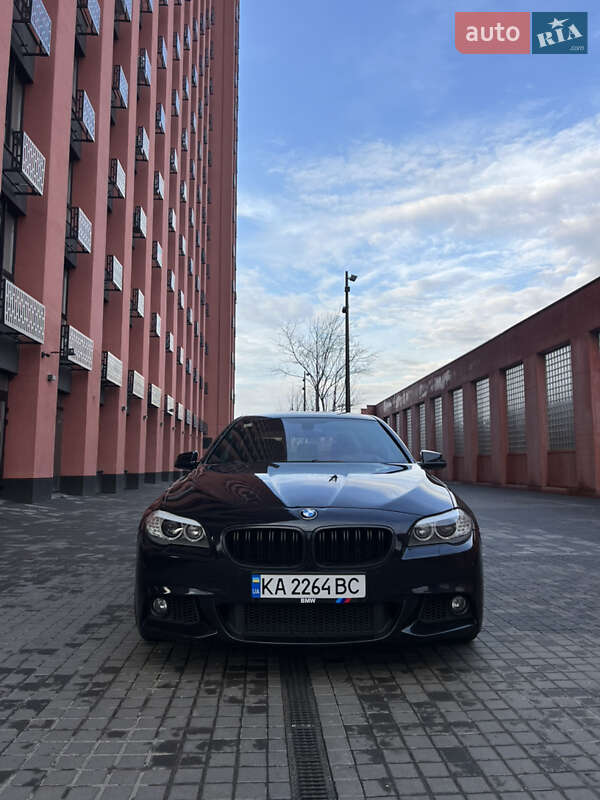 Седан BMW 5 Series 2012 в Киеве