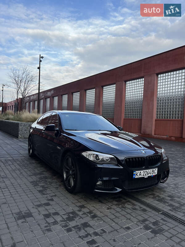 Седан BMW 5 Series 2012 в Киеве
