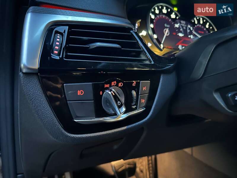 Седан BMW 5 Series 2017 в Киеве фото 14 Седан BMW 5 Series 2017 в Киеве