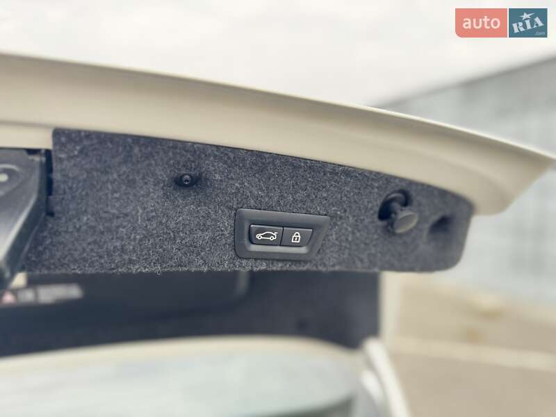 Седан BMW 5 Series 2012 в Киеве