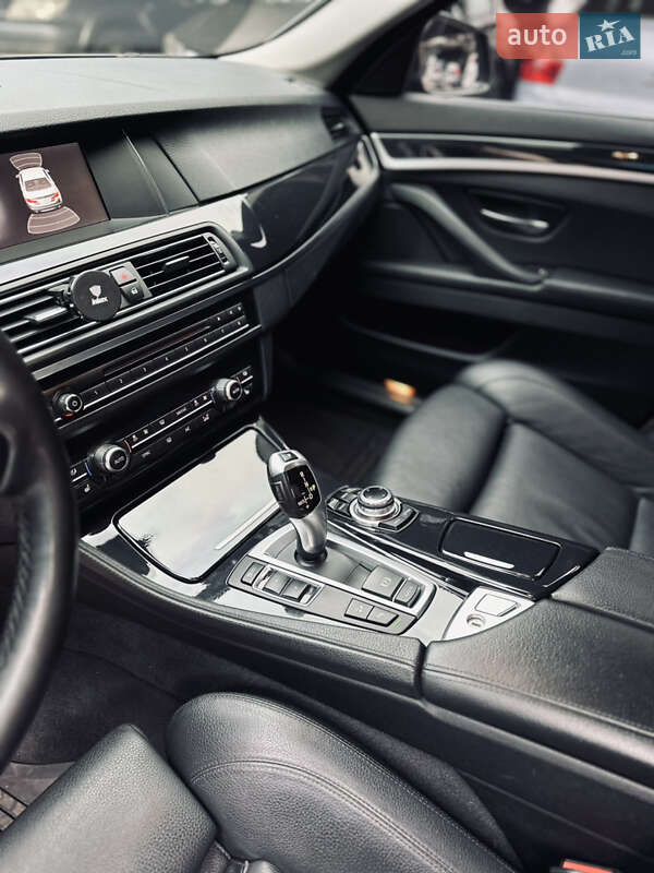 Седан BMW 5 Series 2016 в Одессе