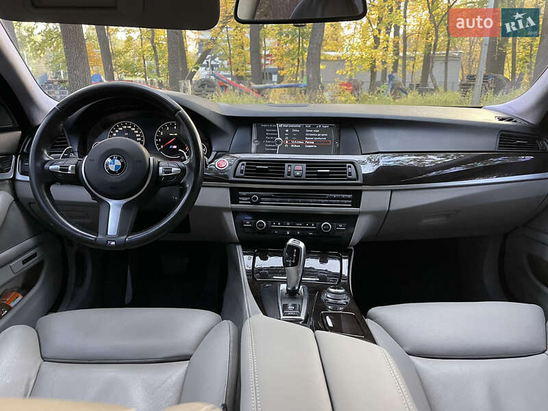 Седан BMW 5 Series 2011 в Харькове
