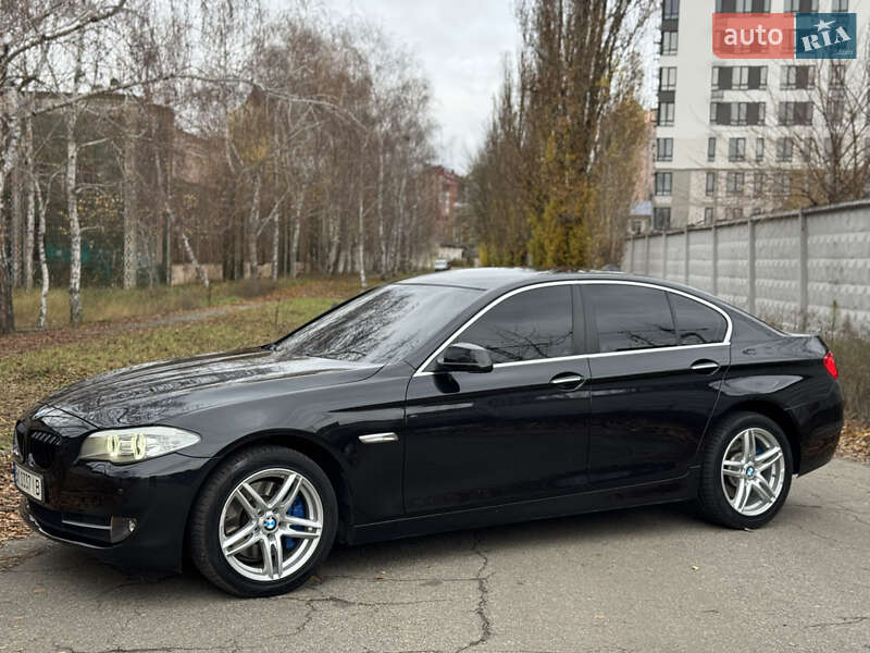 Седан BMW 5 Series 2010 в Киеве