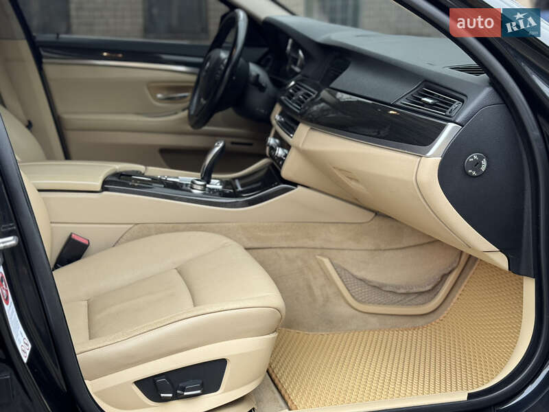 Седан BMW 5 Series 2010 в Киеве