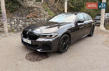 Седан BMW 5 Series 2018 в Ужгороді