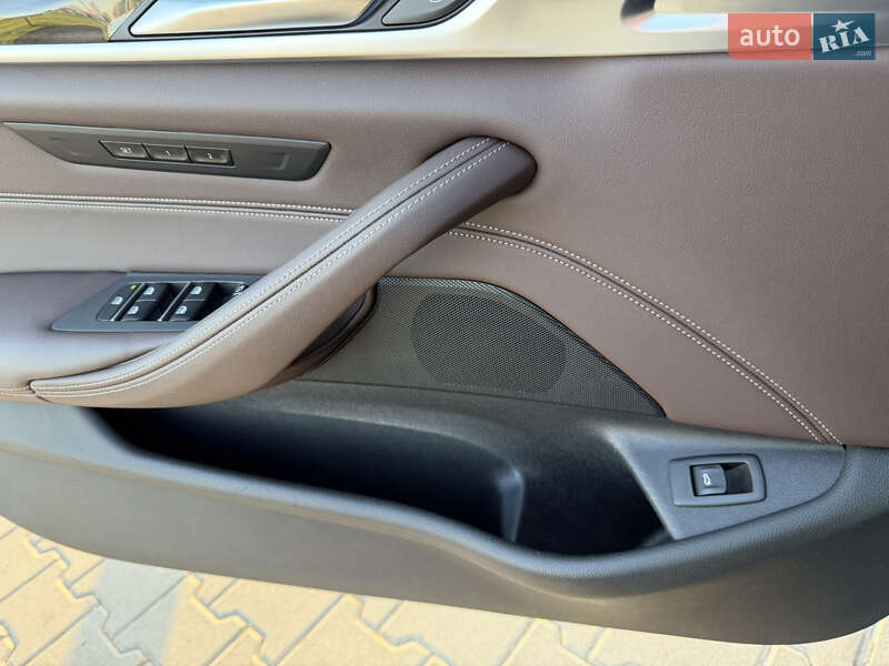 Седан BMW 5 Series 2020 в Житомире