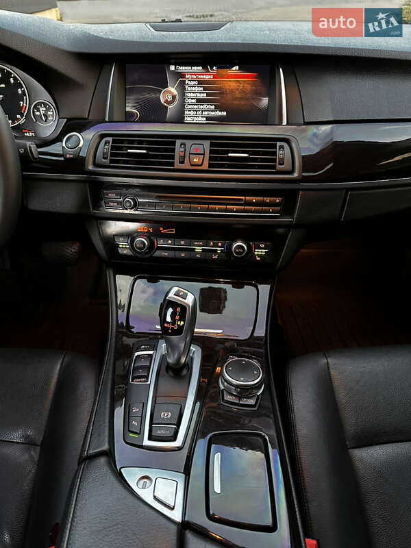 Седан BMW 5 Series 2015 в Луцке
