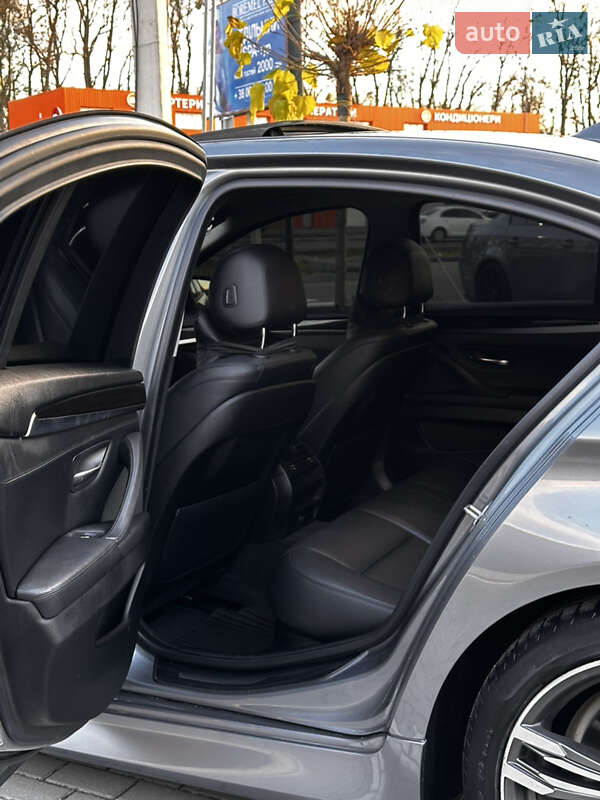 Седан BMW 5 Series 2015 в Луцке