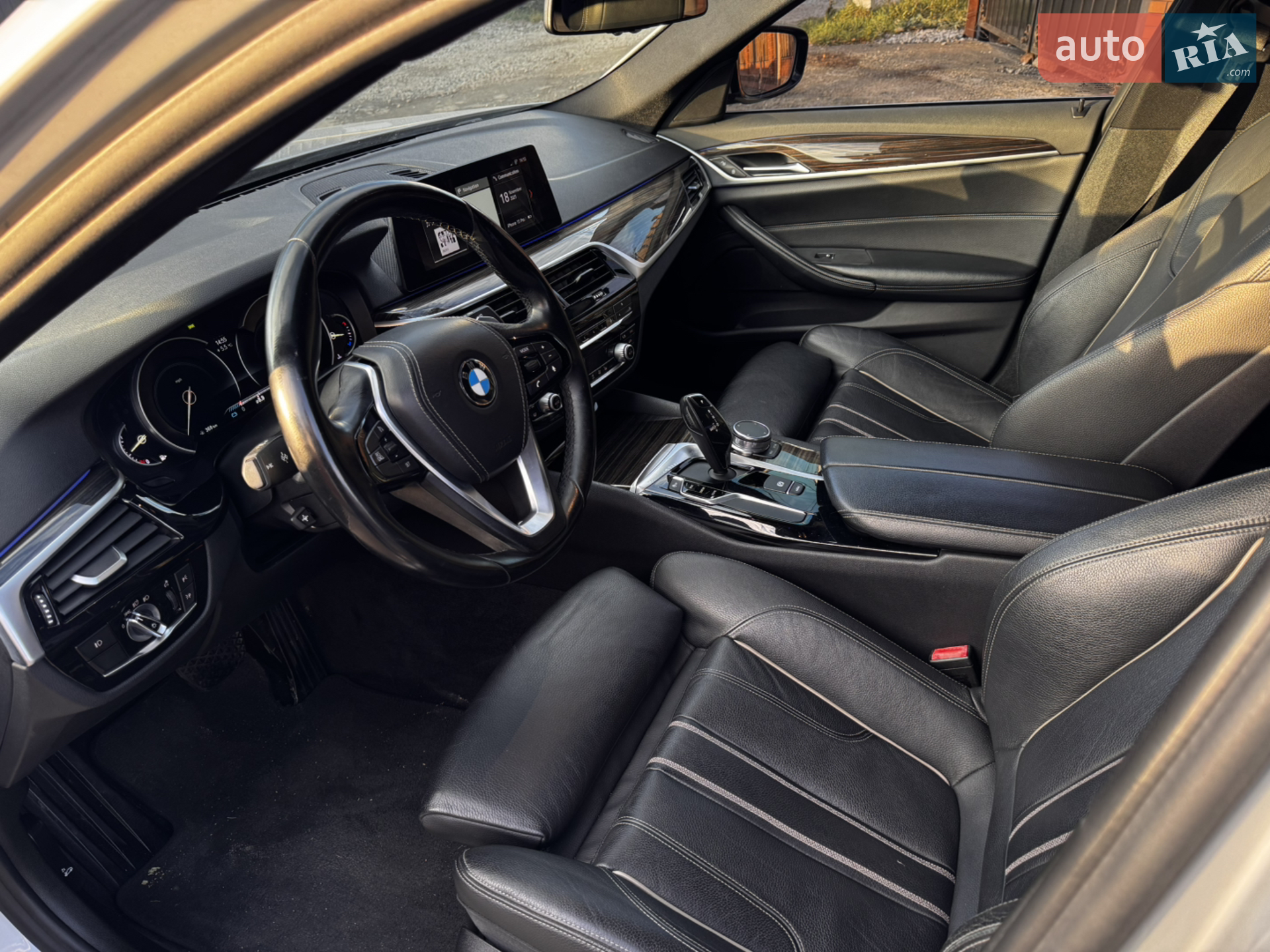2017 BMW 5er - мініатюра 16