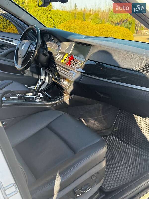Седан BMW 5 Series 2011 в Житомире