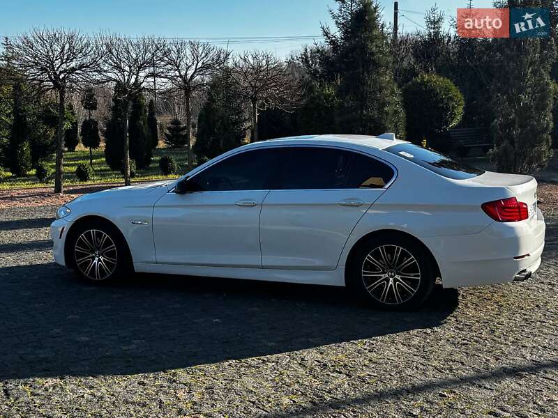 Седан BMW 5 Series 2011 в Житомире