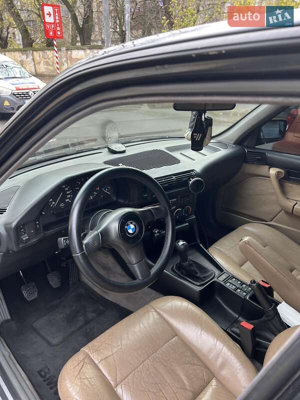 Седан BMW 5 Series 1987 в Одессе фото 8 Седан BMW 5 Series 1987 в Одессе