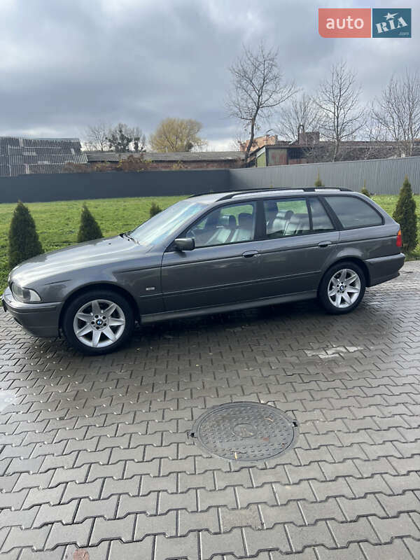 Универсал BMW 5 Series 2003 в Черновцах