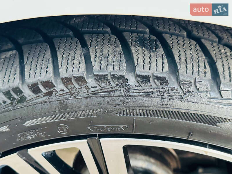 Седан BMW 5 Series 2018 в Киеве