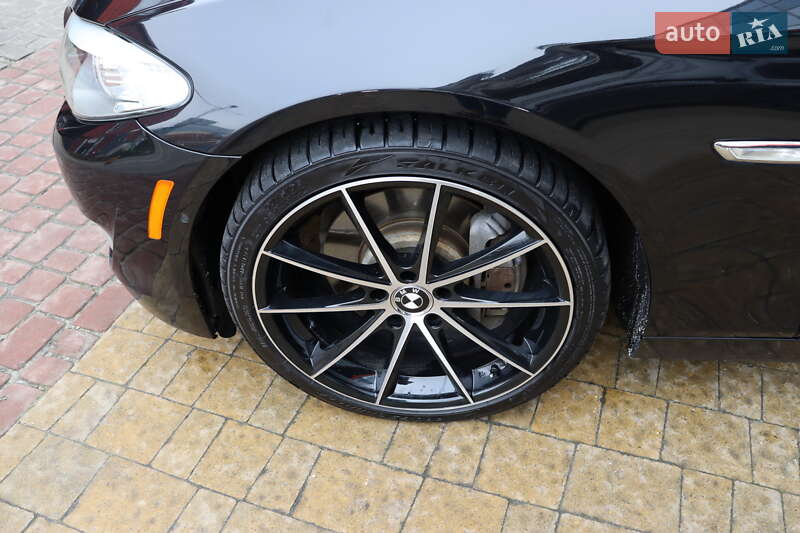 Седан BMW 5 Series 2013 в Львове