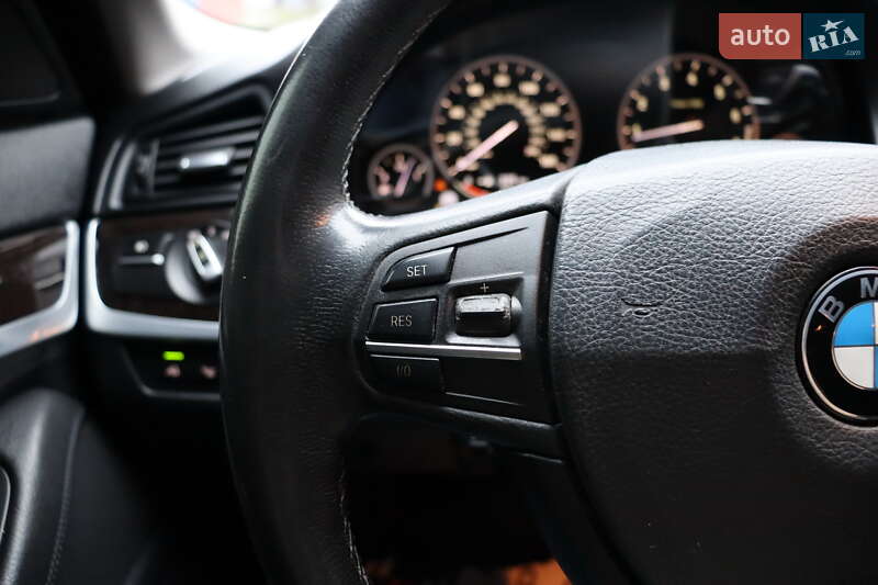 Седан BMW 5 Series 2013 в Львове