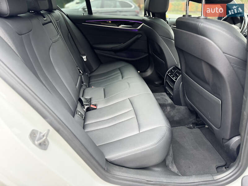 Седан BMW 5 Series 2017 в Виннице фото 21 Седан BMW 5 Series 2017 в Виннице