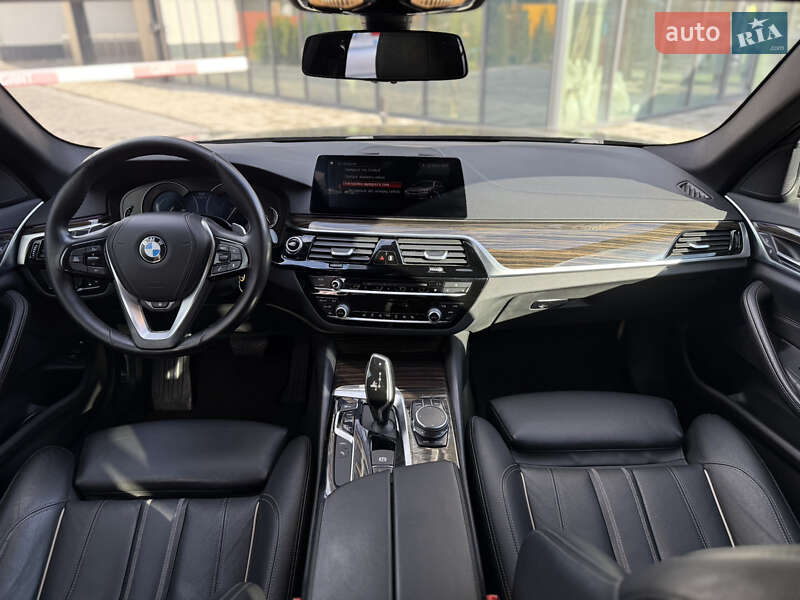 Седан BMW 5 Series 2018 в Львове фото 56 Седан BMW 5 Series 2018 в Львове