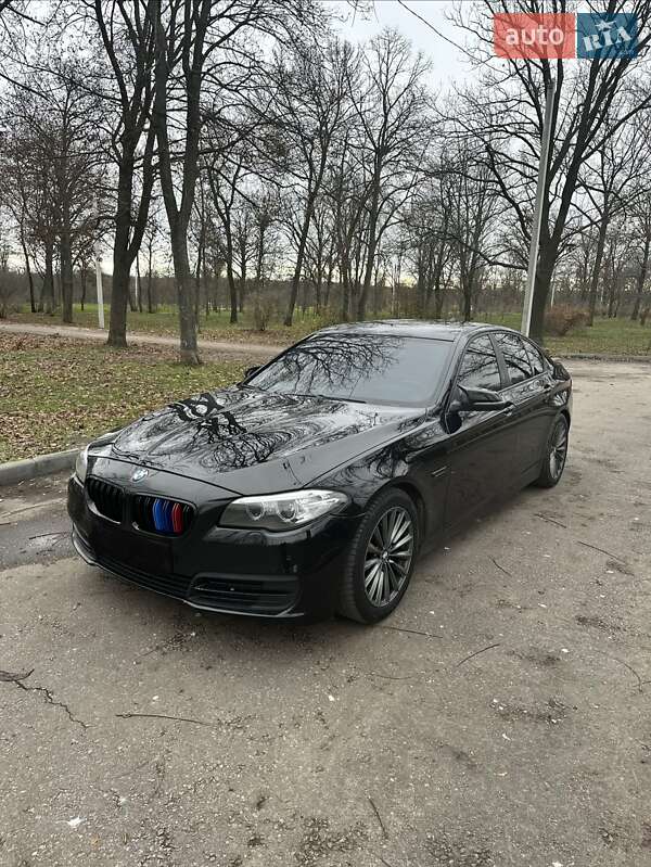 Седан BMW 5 Series 2013 в Кропивницком